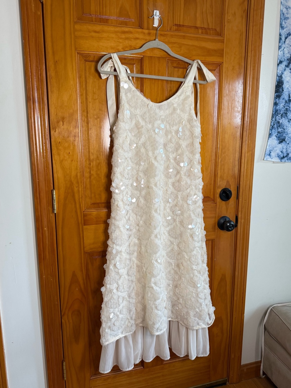 En Saison Emryn Sequin Ivory Midi Dress with Ruffle Hem and Bow Shoulder Ties - Picture 6 of 8